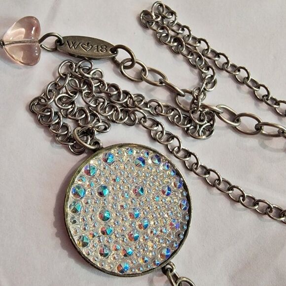 #Sabika Winter '18 Swarovski Crystal Round Pendant Necklace Heart-Stamped Back - Picture 3 of 7